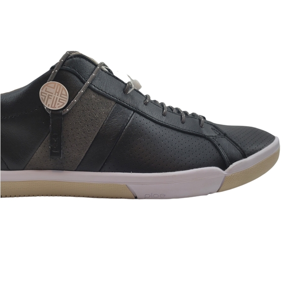 SOLD - PLAE 'Mulberry' Leather Low Tops - Picture 12 of 14